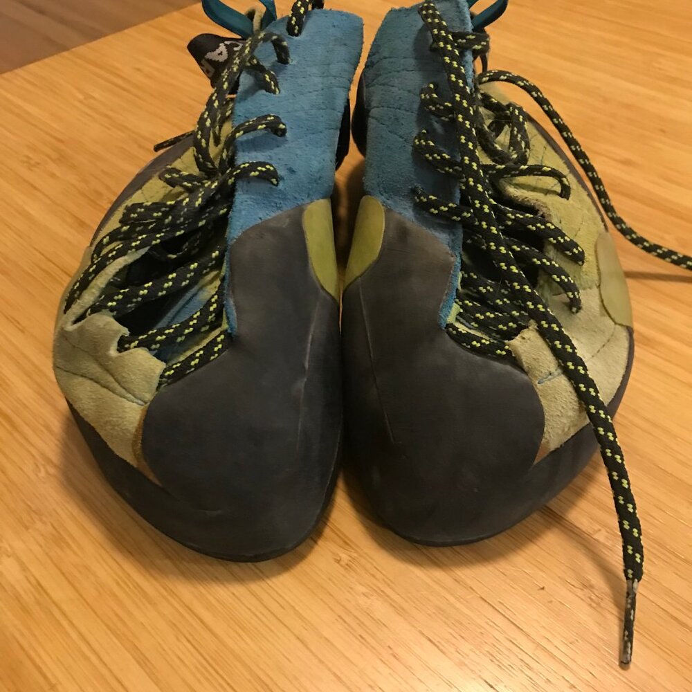 Women's Scarpa Climbing Shoes 39.5